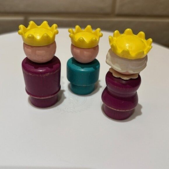 VTG Fisher Price Little People King Queen Prince 993 Castle wood/plastic 1970s - Picture 4 of 6